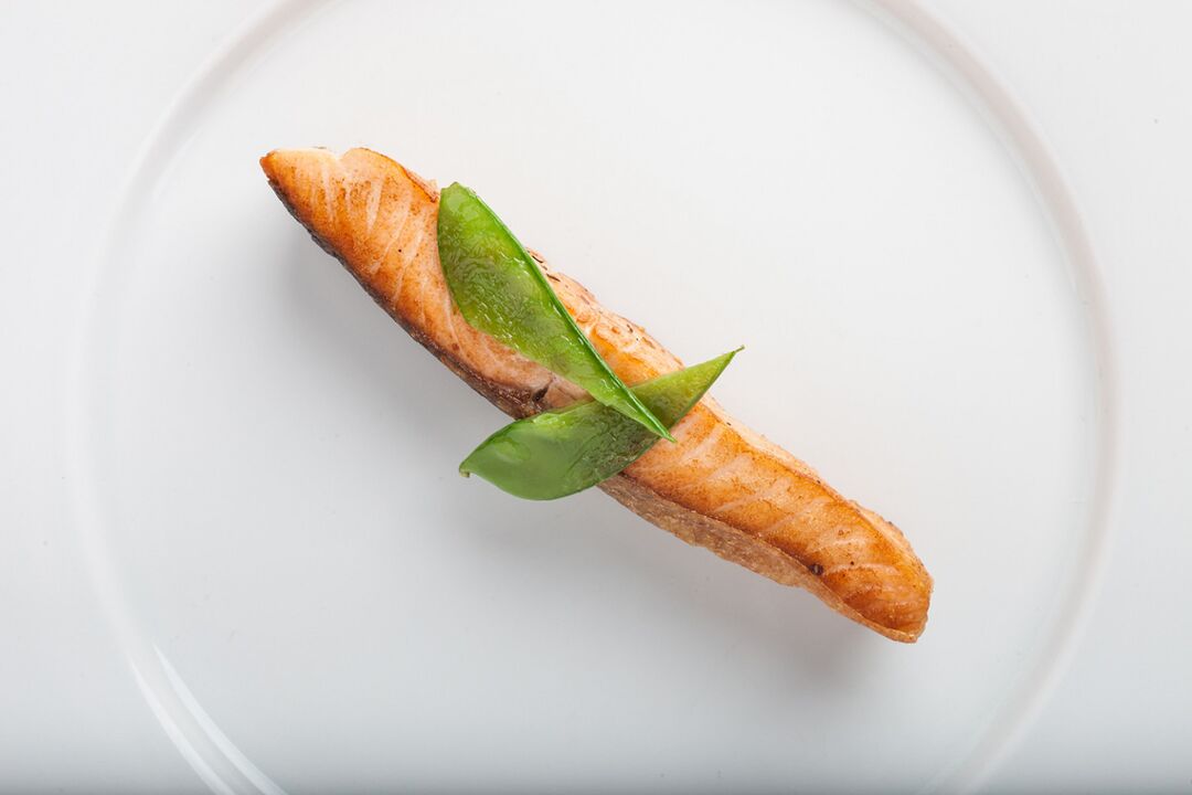 Pečená biela ryba v diétnom menu „Obľúbené“.